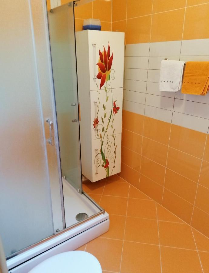 Apartmani Zafaranic Crikvenica Exteriör bild